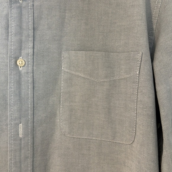 Men’s light blue 100% cotton button down - Picture 4 of 4